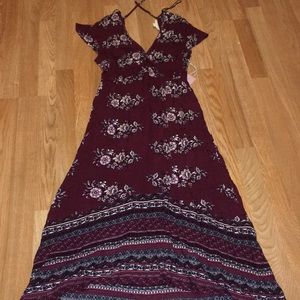 NEW Burgundy Floral Wrapped Maxi Dress with V Neck